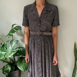 M 70s Blouson Dress by Leslie Fay, Matching Belt & Flowing Skirt